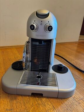Nespresso Gran Maestro Espresso Maker